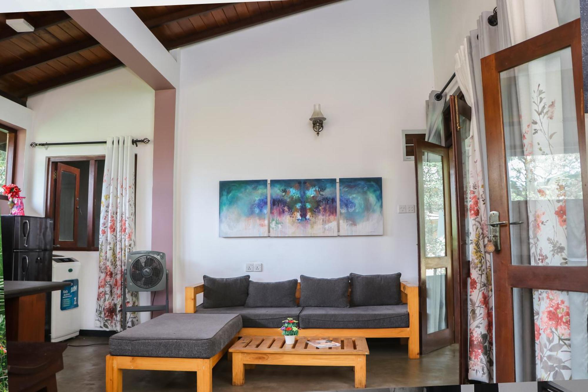 Villa A & A Hikkaduwa Exterior photo