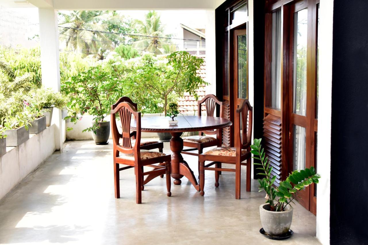 Villa A & A Hikkaduwa Exterior photo